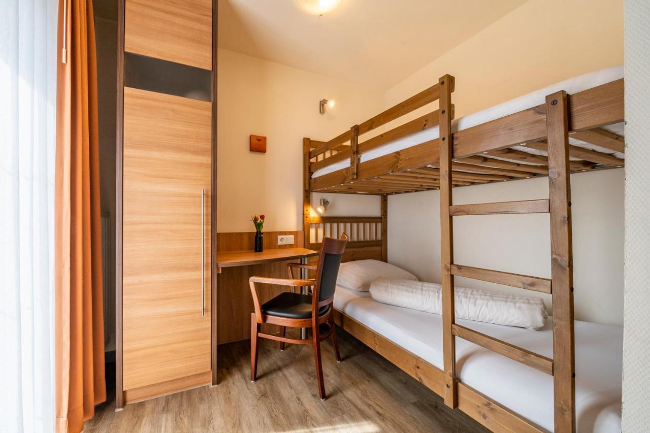 Hotel Hagnauer Hof エクステリア 写真